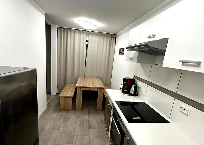 Apartmán Modern With Balcony In