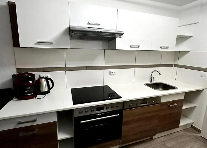 Apartmán Modern With Balcony In *