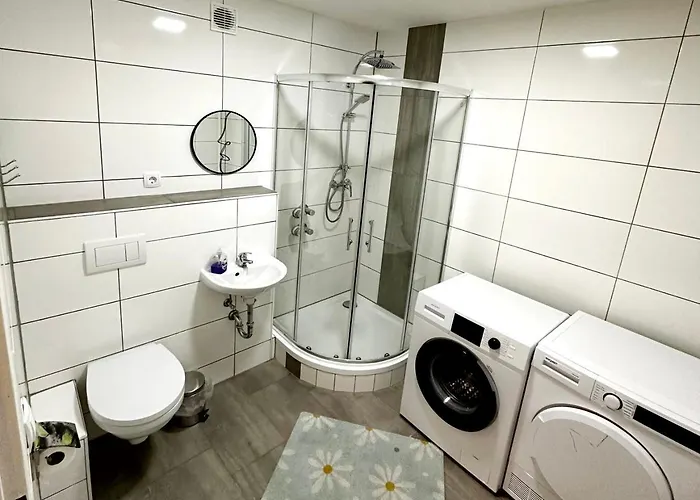 Modern With Balcony In Apartmán *